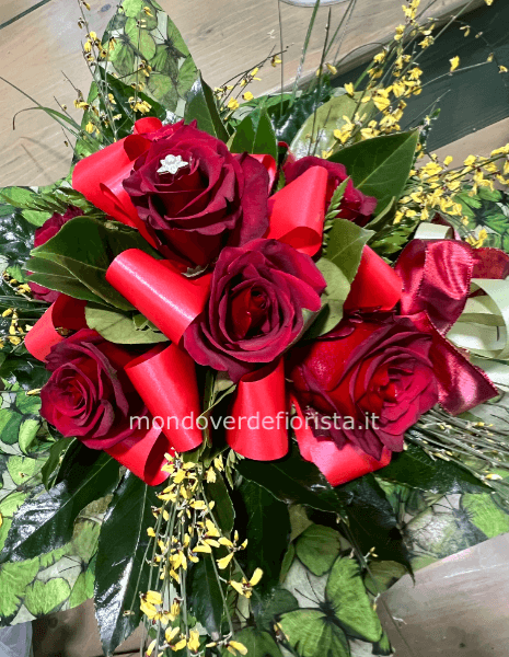 Bouquet di 7 rose rosse